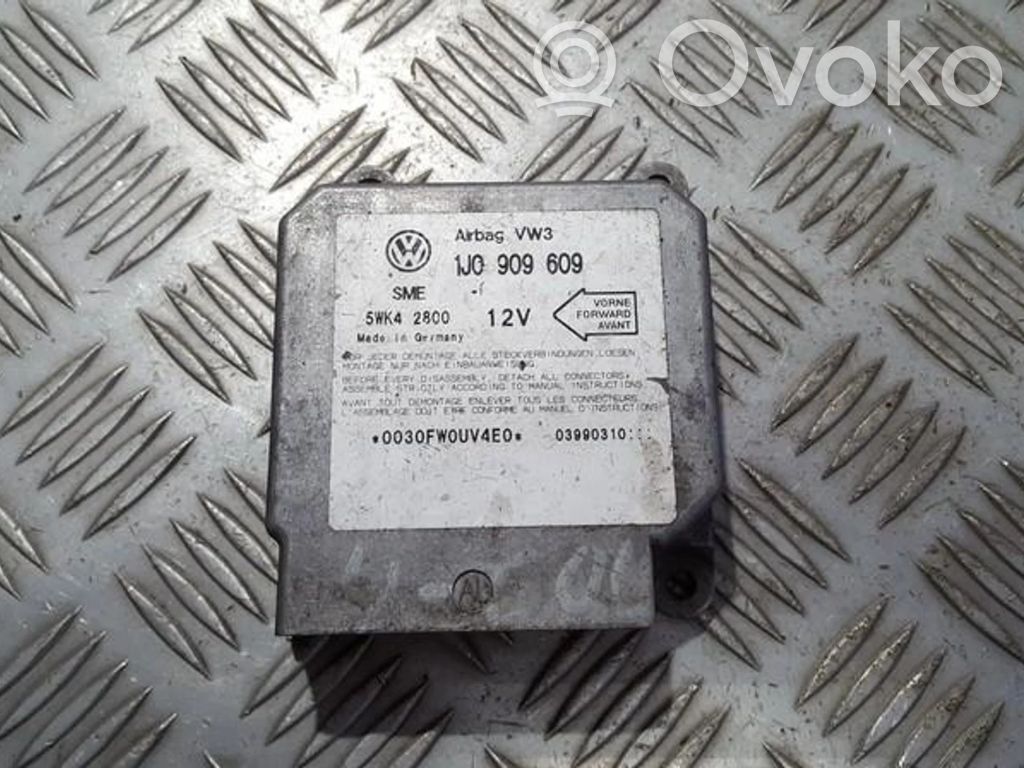 Volkswagen Golf IV Centralina/modulo airbag 