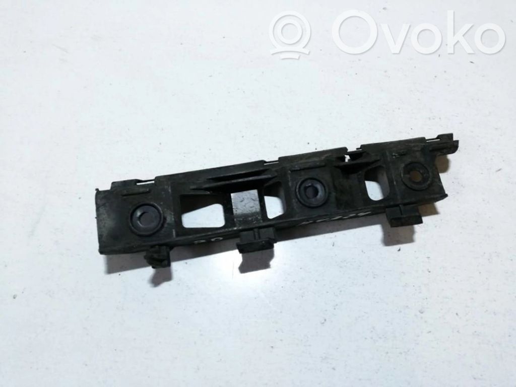 Volkswagen PASSAT B6 Support de montage de pare-chocs avant