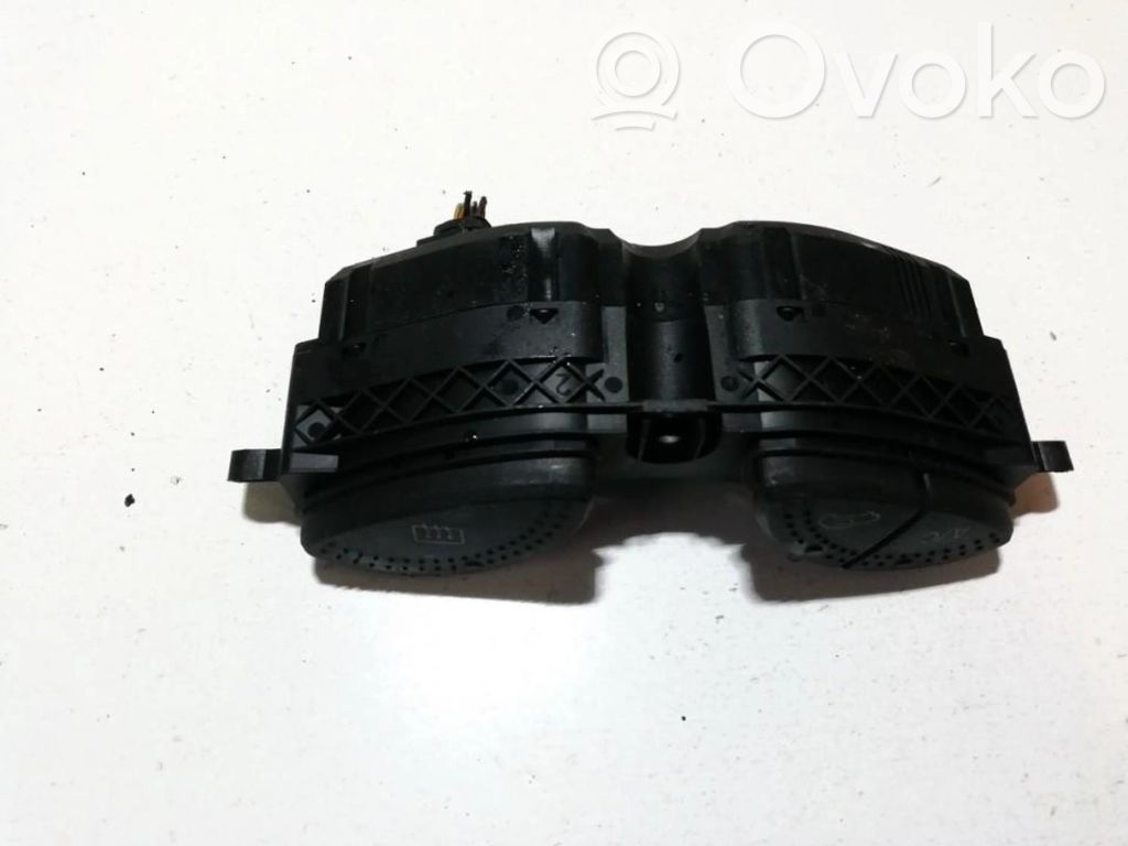 Windscreen/window heater switch   98AG19A945BF,98AG19A945BF,300699M,98AG19A945BF,98AG19A945BF