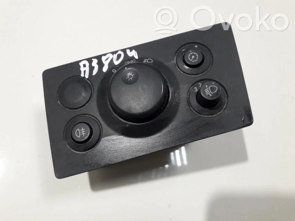 Comutator lumini   153544,153544