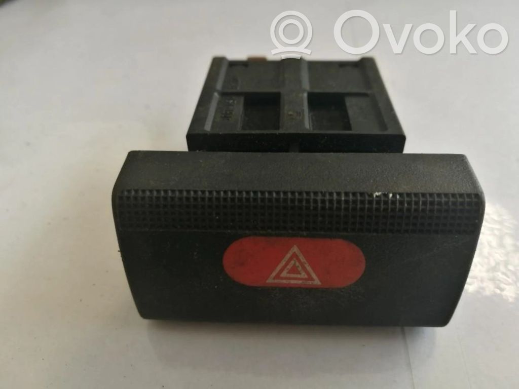 Opel Vectra B Comutator lumini pericol 