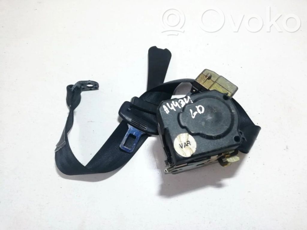Volkswagen PASSAT B5 Rear seatbelt 