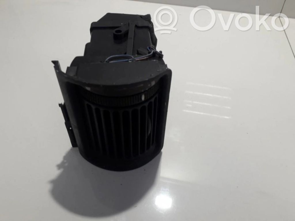 Rejilla de ventilación central del panel   7M5819703,YM21A018B09,7M5819703,YM21A018B09