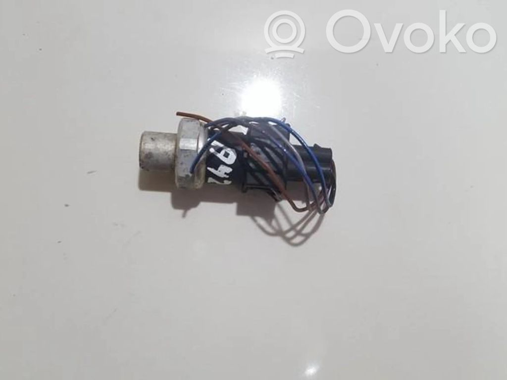 Ilmastointilaitteen paineanturi (A/C)   8D0959482B,TDP302QADG,8D0959482B,TDP302QADG