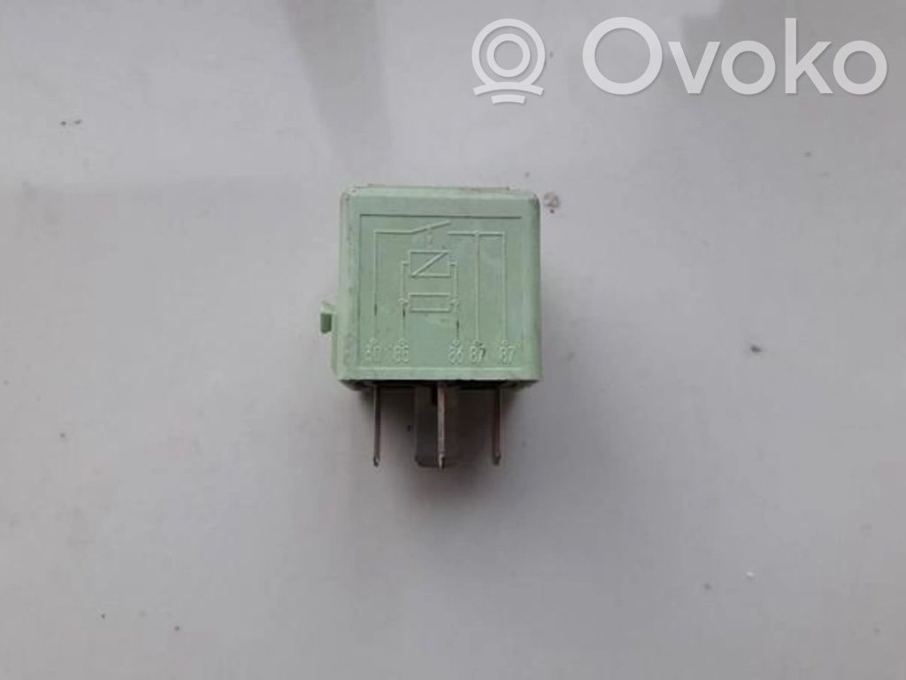Otros relés   8373700,V23134K59X312,8373700,V23134K59X312
