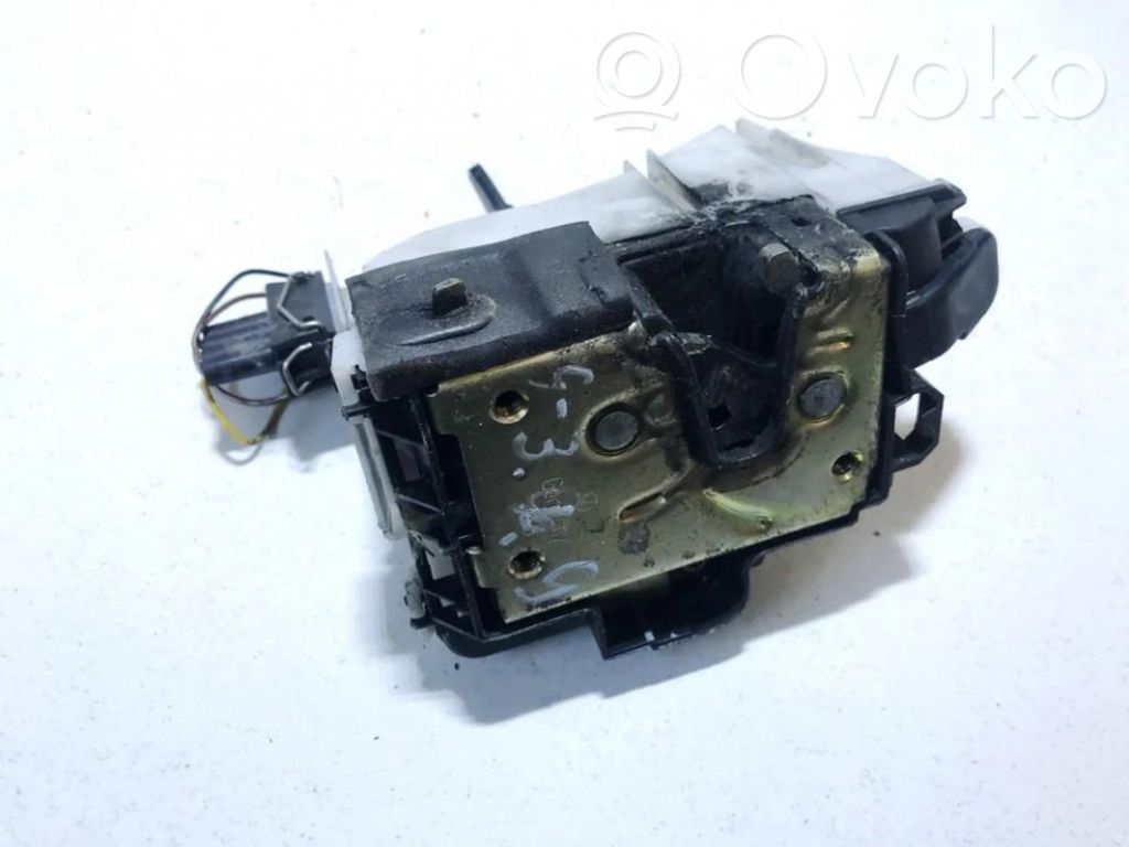 Volkswagen Golf III Serratura portiera posteriore