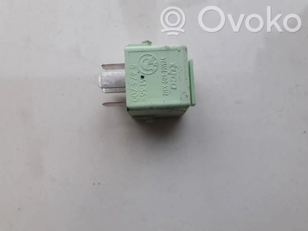 Otros relés   8373700,V23134K59X312,8373700,V23134K59X312