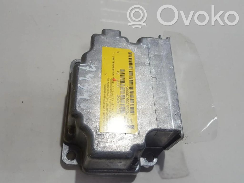 Mitsubishi Outlander Unidad de control/módulo del Airbag 