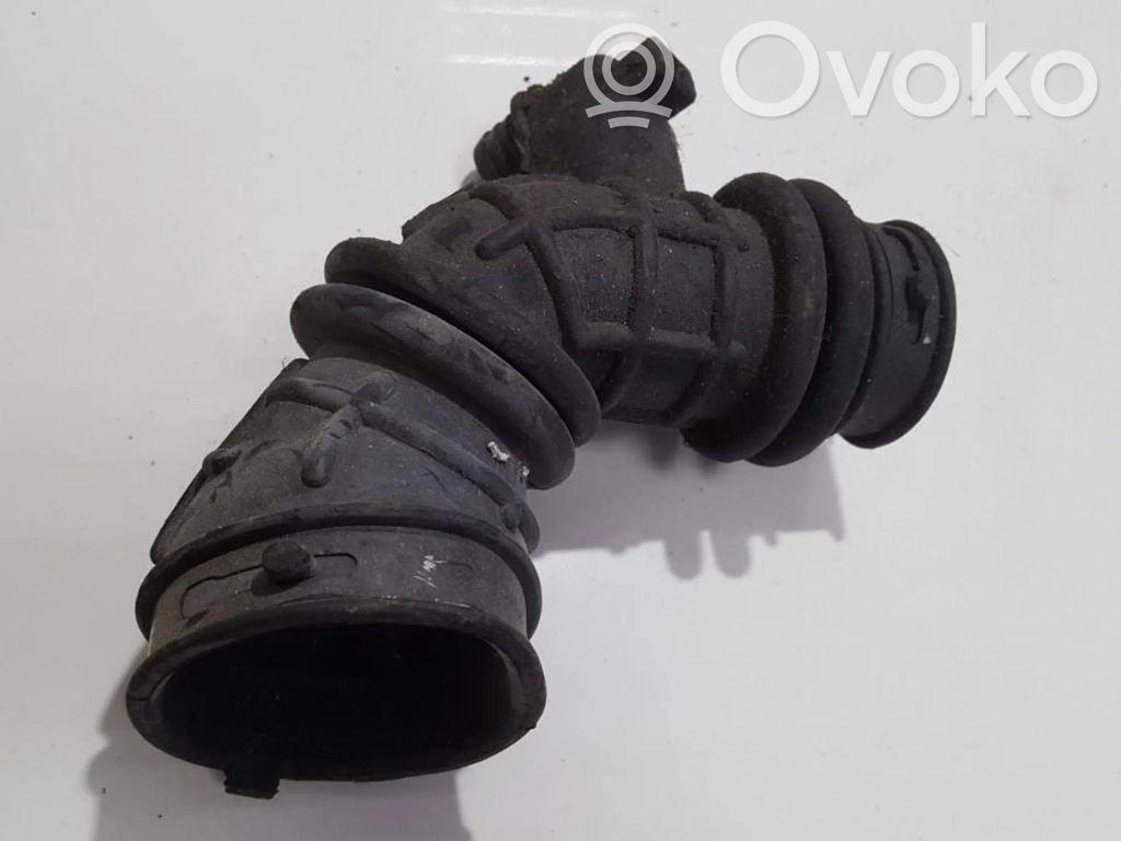 Chrysler Voyager Furtun/conductă intercooler 