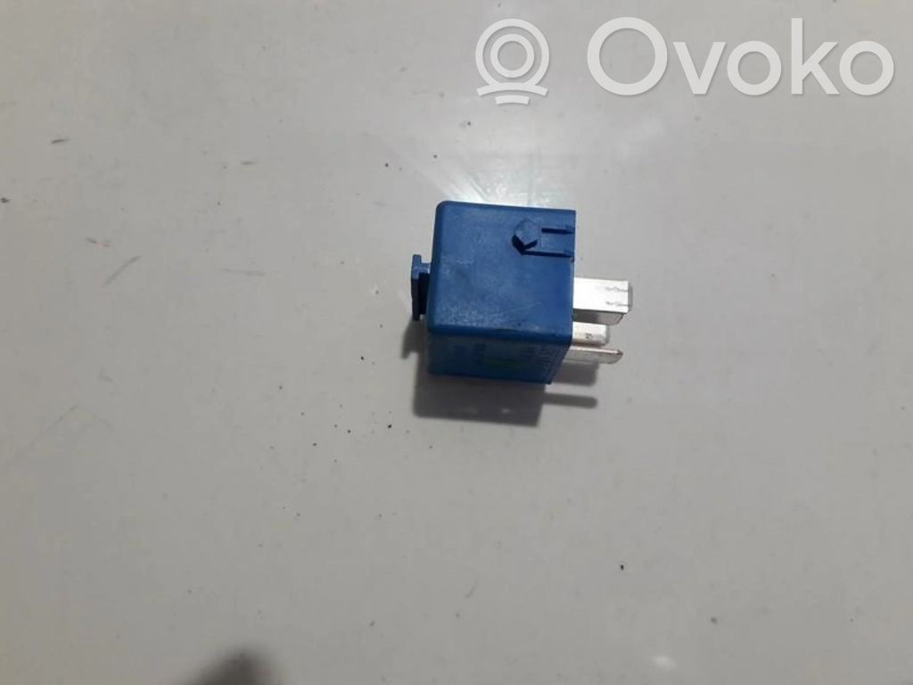 Otros relés   6915327,V23134K59X313,6915327,V23134K59X313