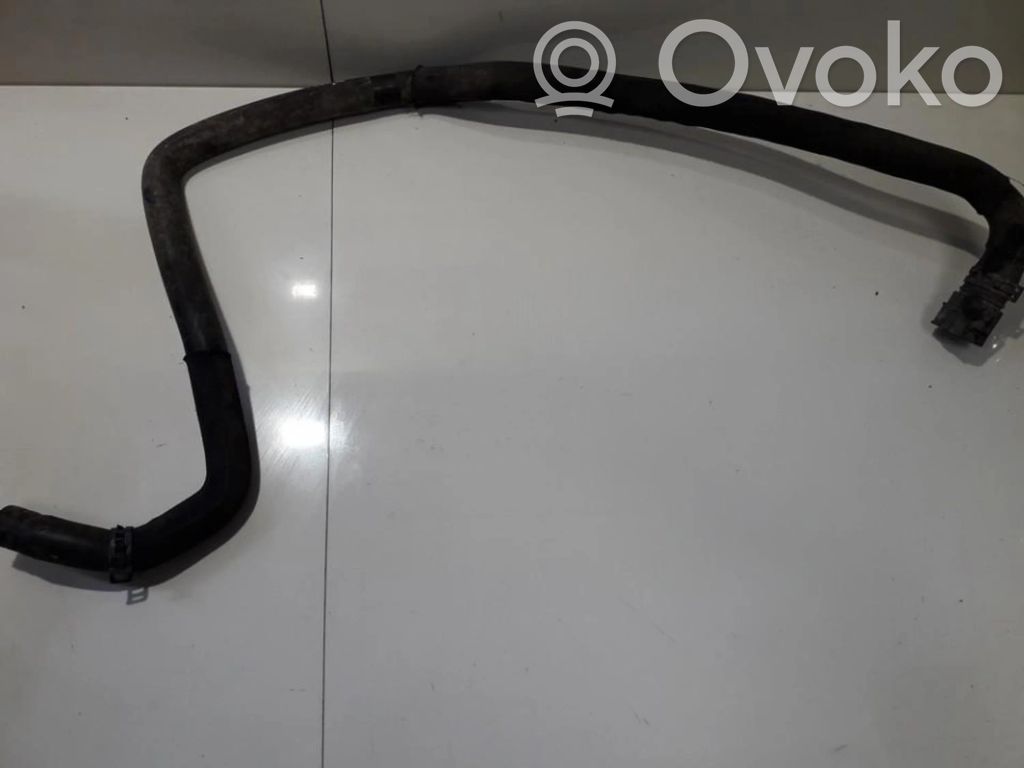 Jaguar XF Tubo flessibile del liquido di raffreddamento del motore