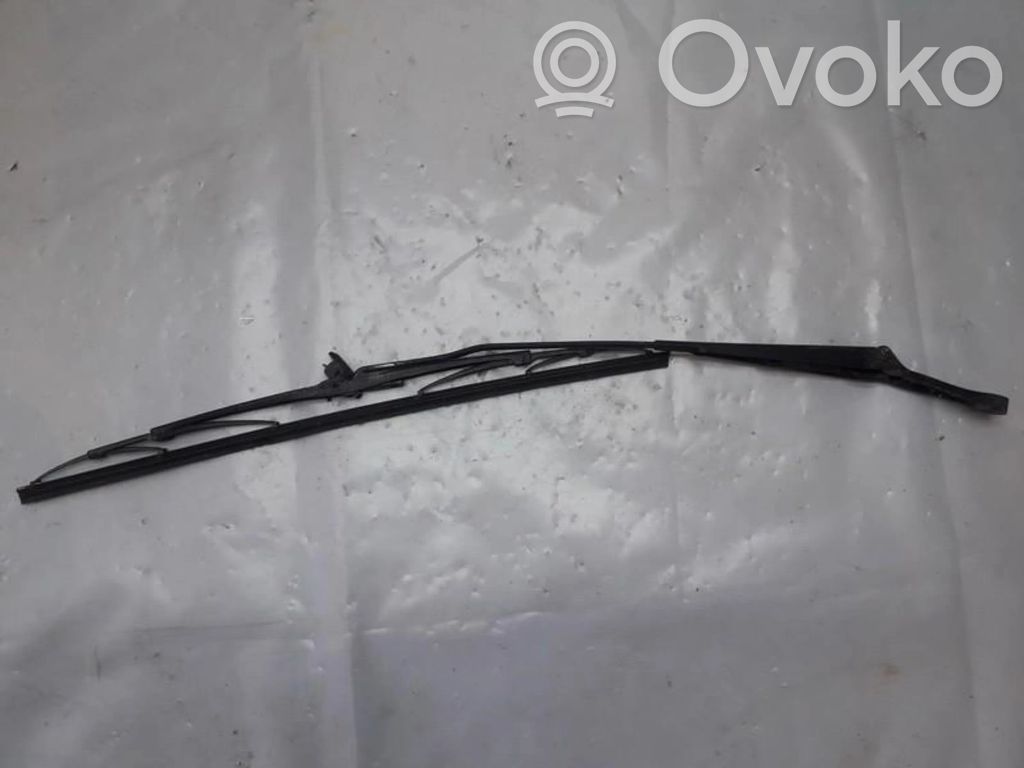 Volkswagen PASSAT B4 Braccio della spazzola tergicristallo anteriore