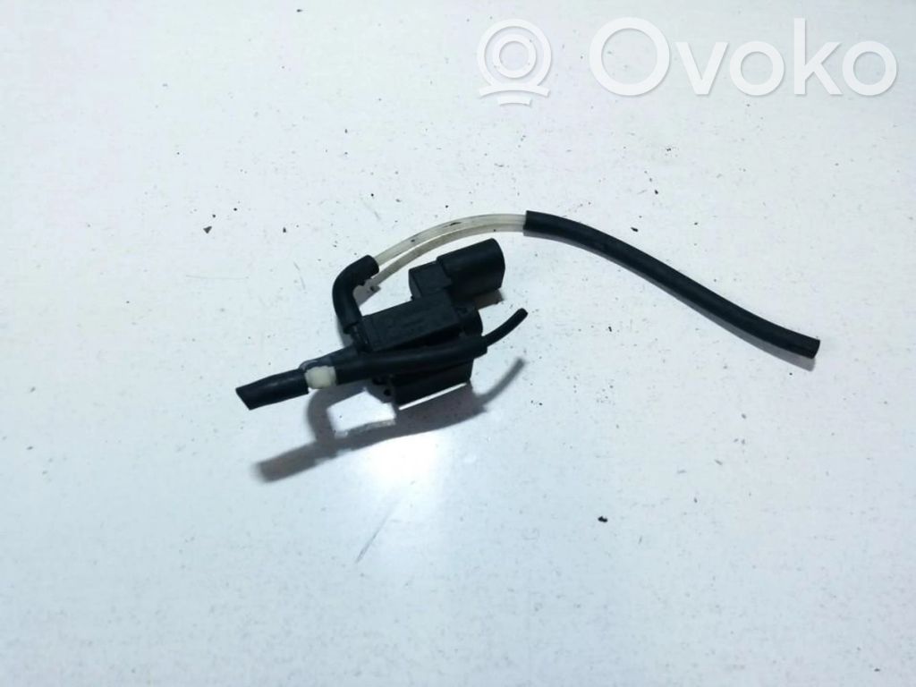Volkswagen Golf V Solenoid supapă turbosuflantă 