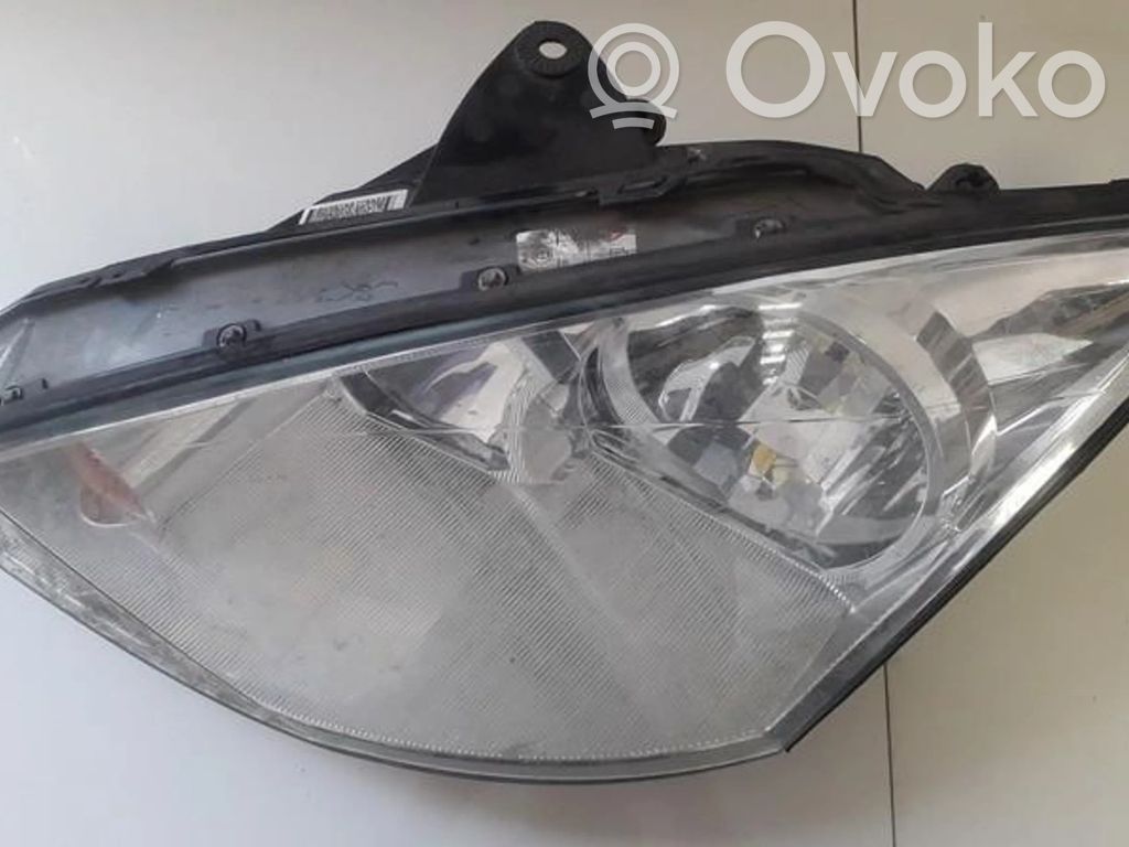 Ford Focus Phare frontale 