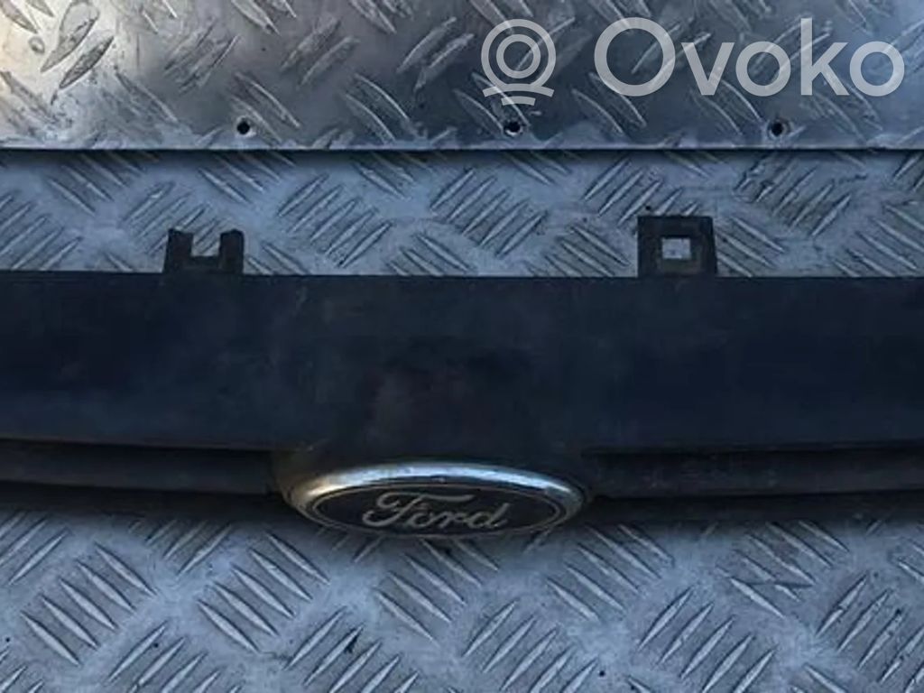 Ford Escort Front grill 