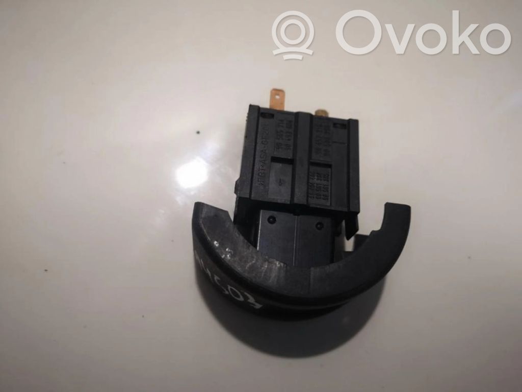 Opel Astra G Comutator lumini pericol 