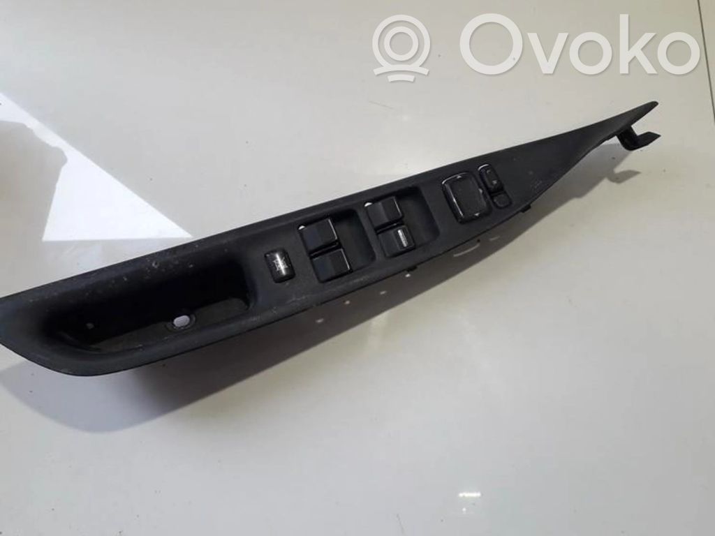 Wing mirror switch   G22C684L1,G22C684L1,183606,G22C684L1,G22C684L1