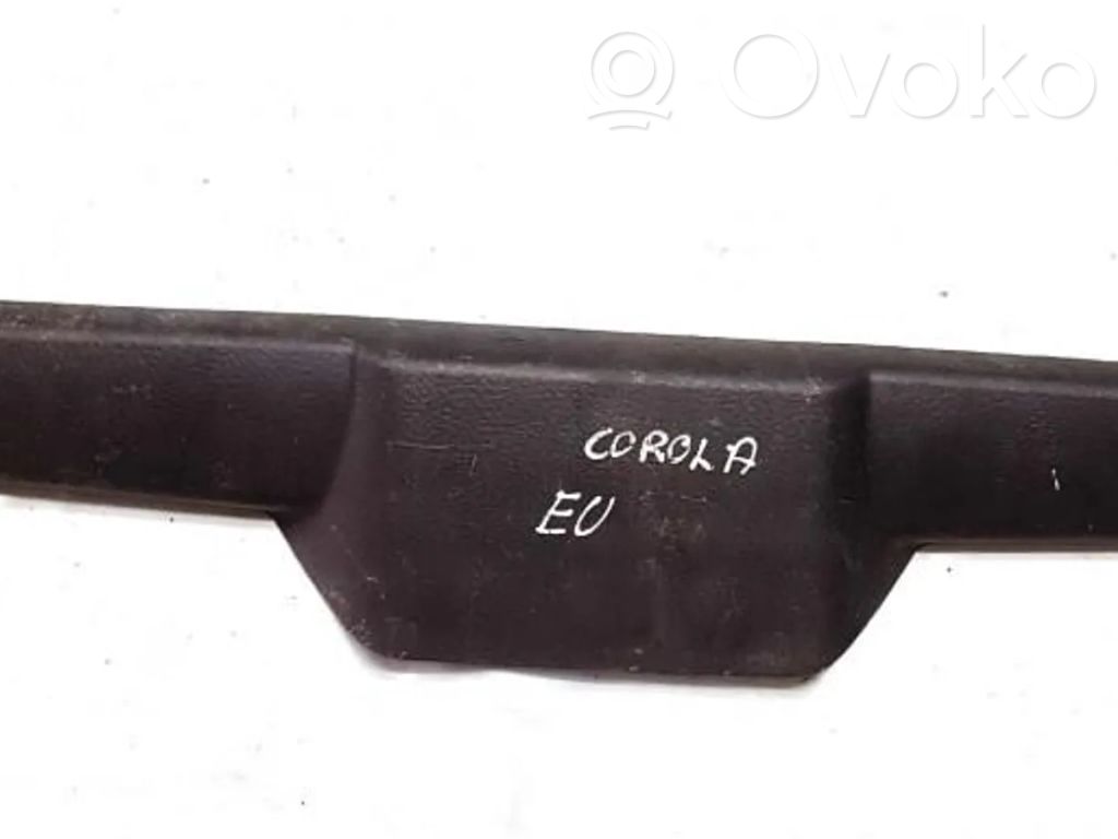 Toyota Corolla E120 E130 Luce d’arresto centrale/supplementare 