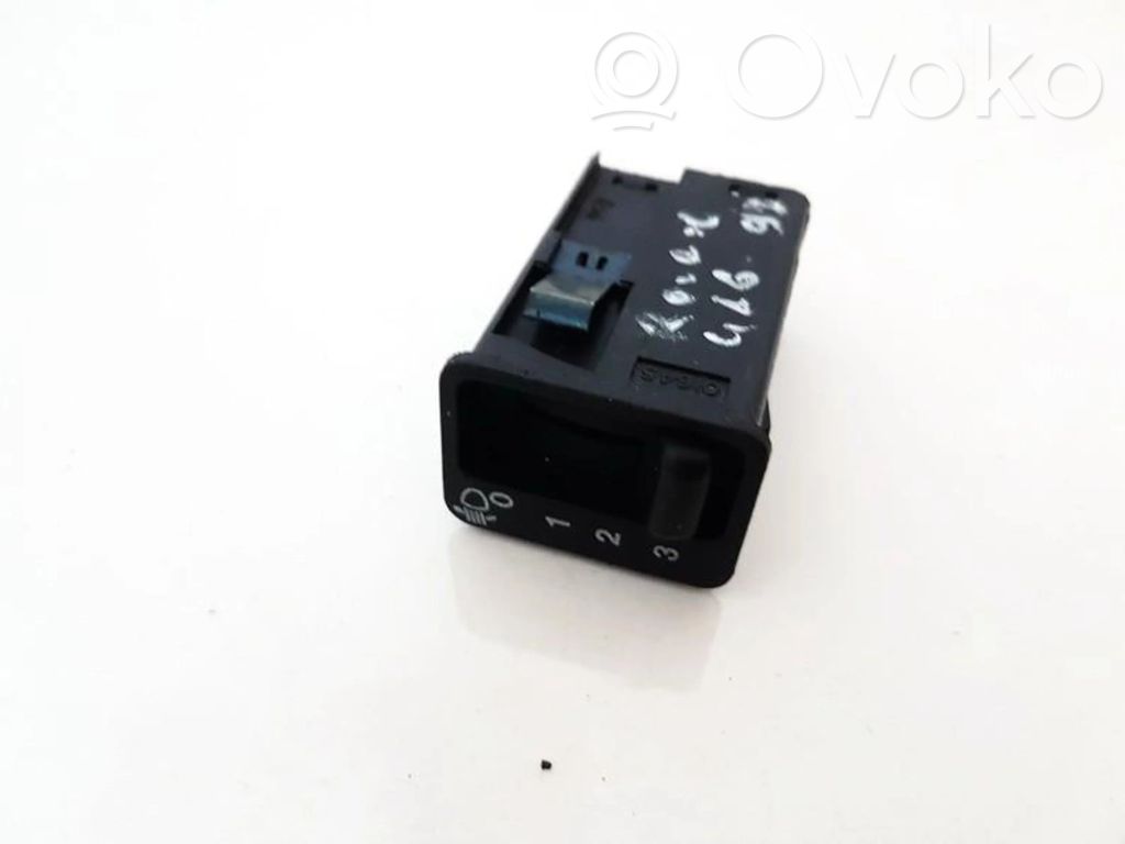 Rover 414 - 416 - 420 Przycisk / Pokrętło regulacji świateł 