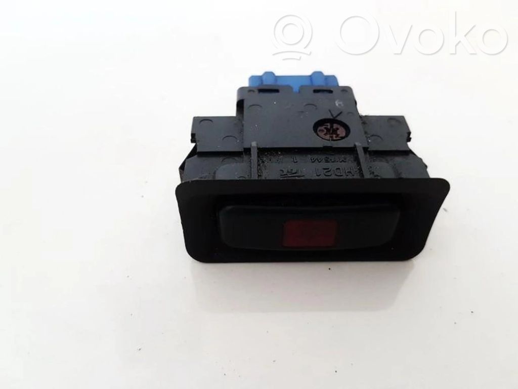 Schalter Warnblinkanlage   M11544,M11544