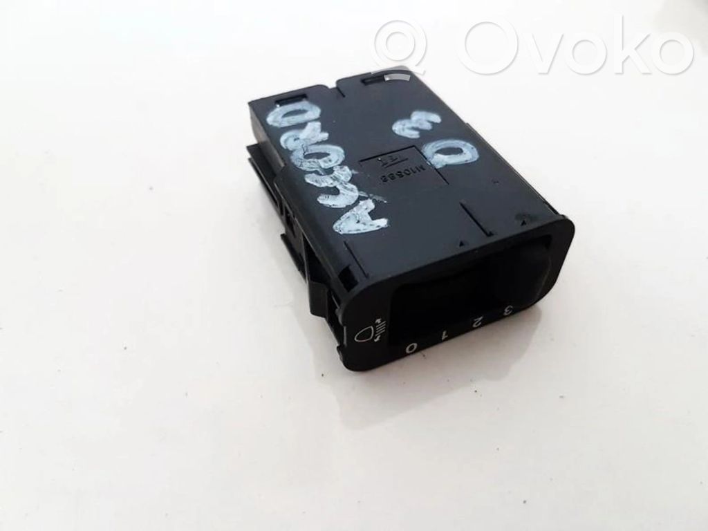 Headlight level height control switch   M10565,M10565