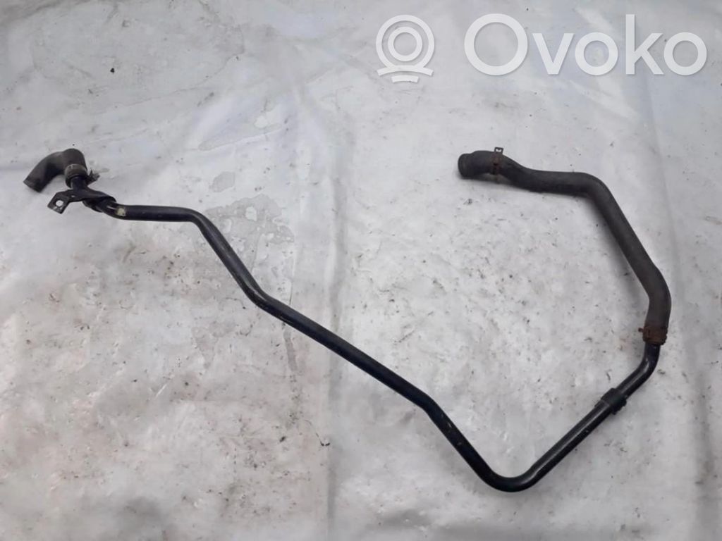 Mercedes-Benz Sprinter W901 W902 W903 W904 Tubo flessibile del liquido di raffreddamento del motore