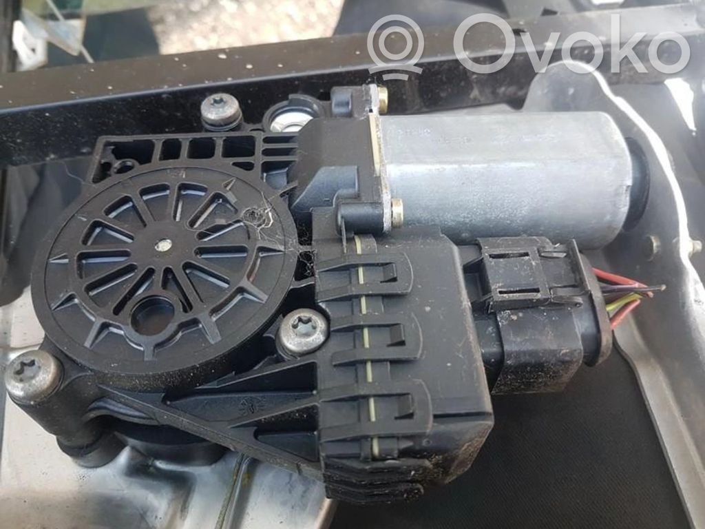 Audi A6 S6 C5 4B Moteur de lève-vitre de porte arrière