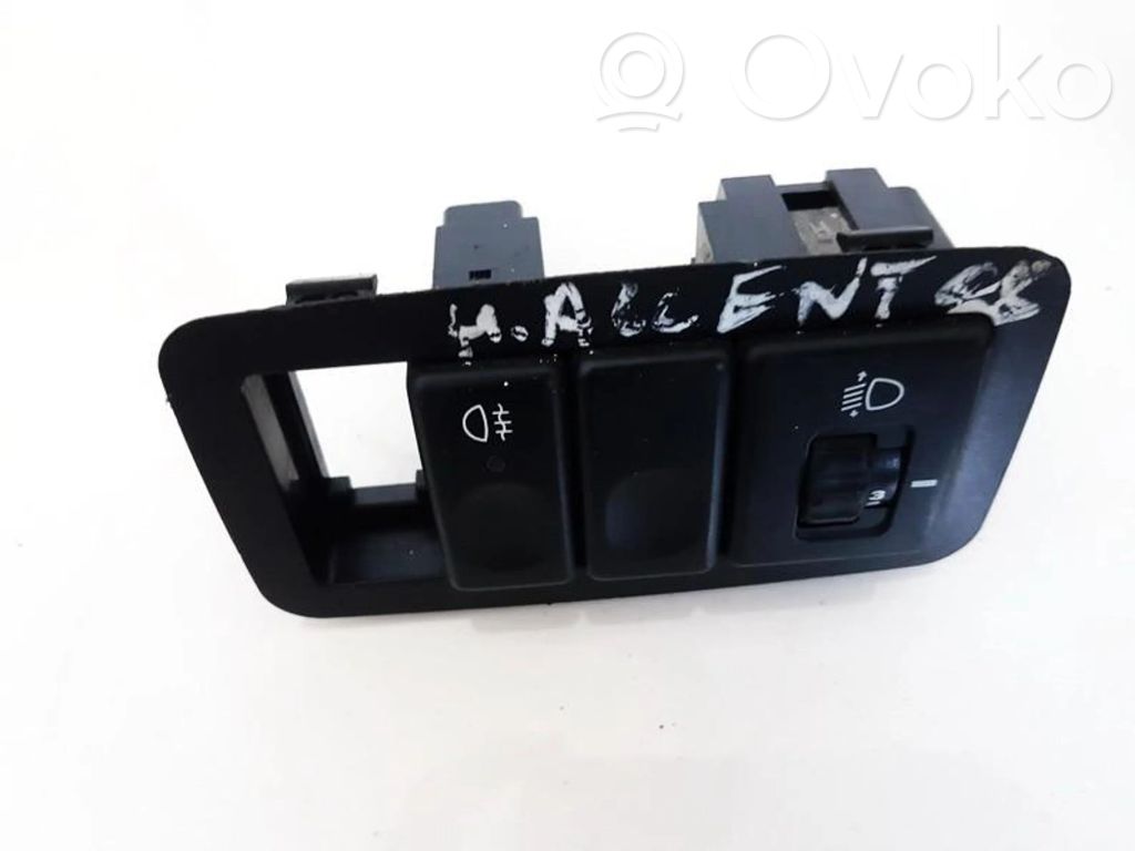 Hyundai Accent Headlight level height control switch 