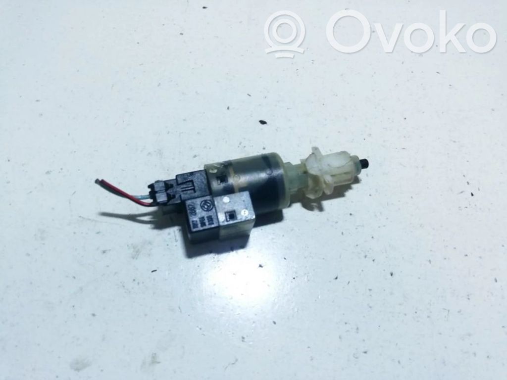 Interruptor sensor del pedal de freno   B365,TRW2867,B365,TRW2867