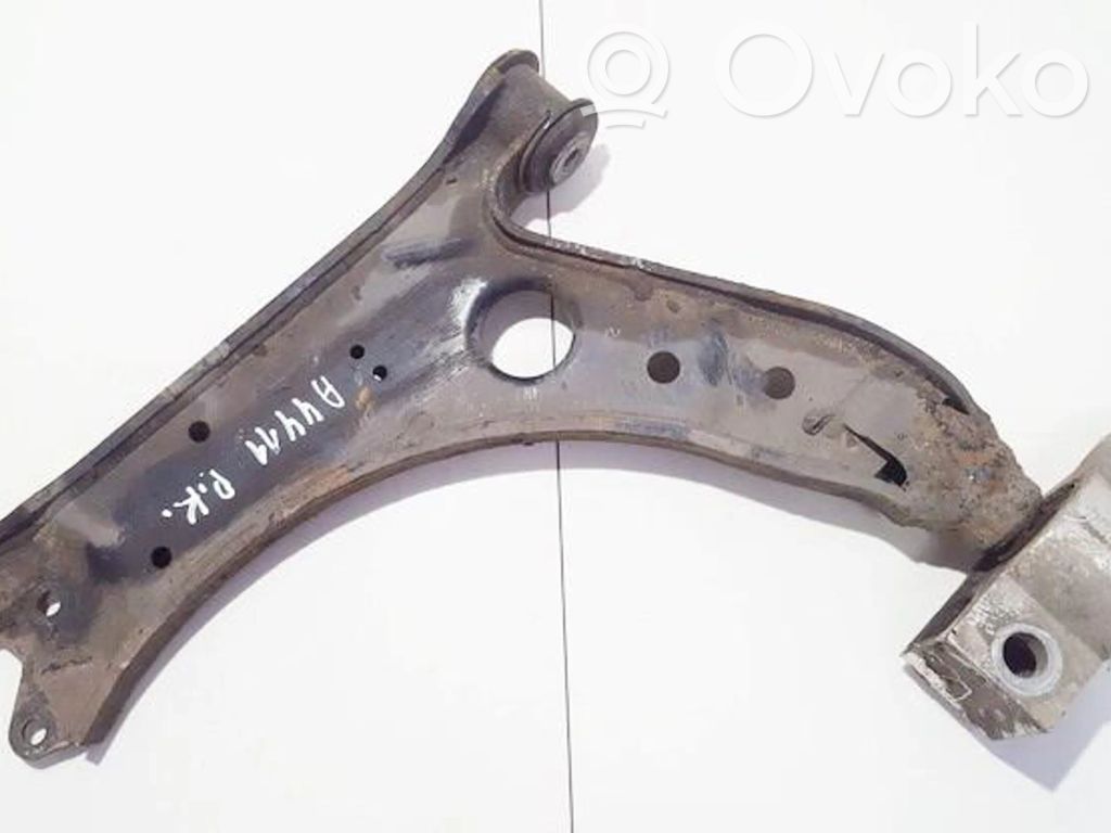 Volkswagen Golf V Braccio di controllo sospensione anteriore inferiore/braccio oscillante
