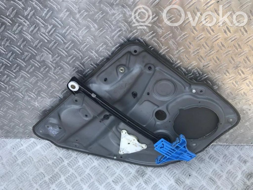 Volkswagen Golf IV Alzacristalli del portellone scorrevole con motorino
