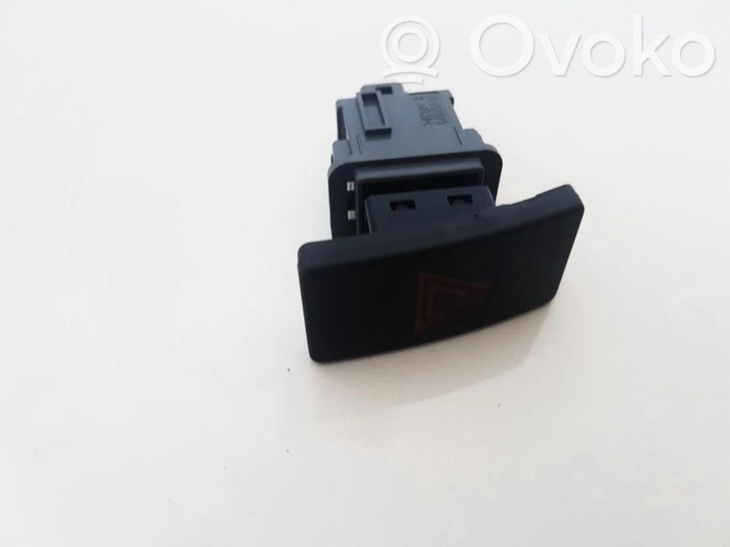 Toyota Avensis T270 Interruttore luci di emergenza