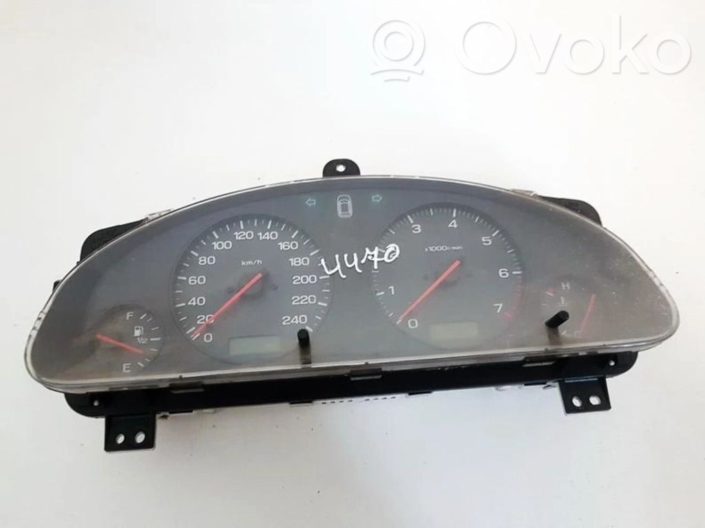 Subaru Legacy Speedometer (instrument cluster) 