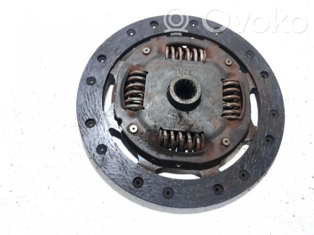 Opel Corsa B Spingidisco della frizione 