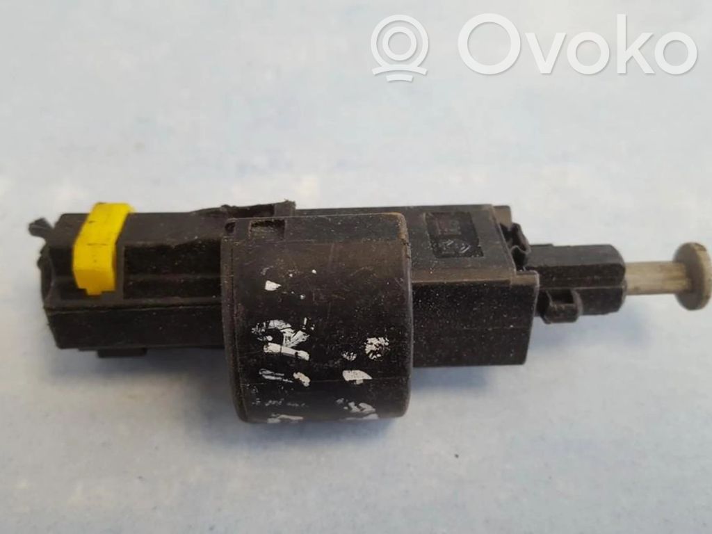 Interruptor sensor del pedal de freno   09132299,09175172,09132299,09175172,09175185