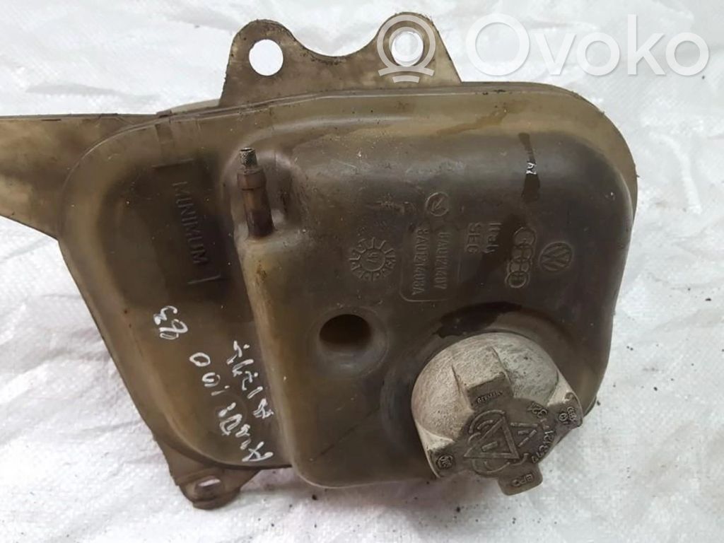 Audi 100 200 5000 C3 Zbiornik wyrównawczy chłodziwa 