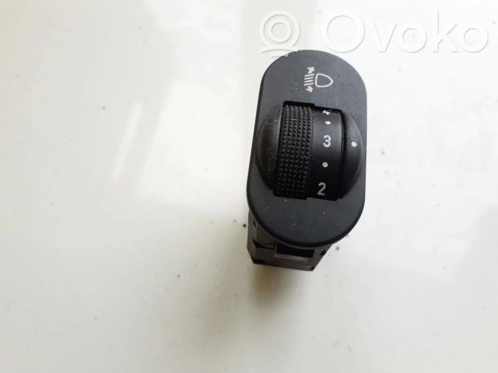Ford Mondeo Mk III Bouton commande réglage hauteur de phares