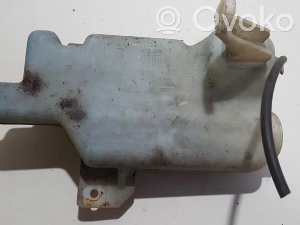 Mazda 121 Wischwasserbehälter 