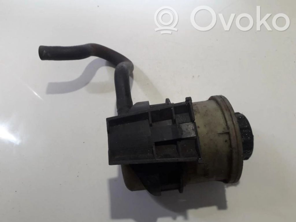 Renault Megane I Ausgleichsbehälter Servopumpe