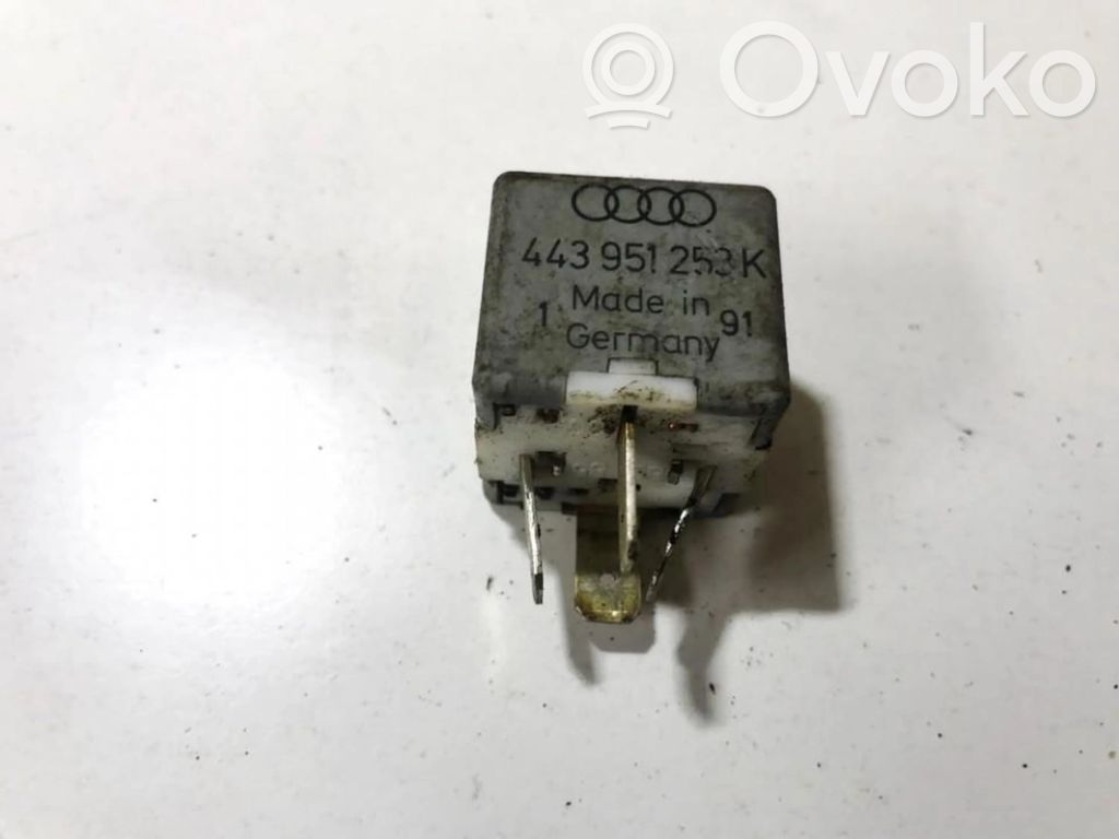 Volkswagen PASSAT B5 Altri relè 
