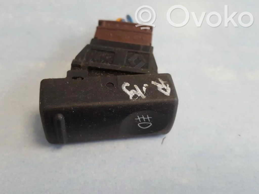 Renault 19 Interruttore fendinebbia 