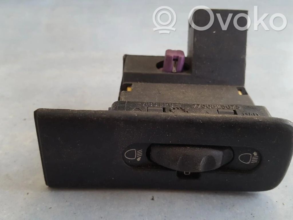 Renault Laguna I Headlight level height control switch 