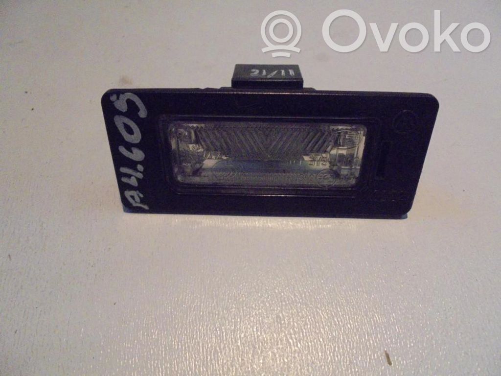 Lampă număr   8T0943021,8T0943021,8T0943021