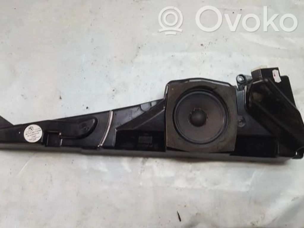 BMW 5 E39 Altavoz subwoofer 