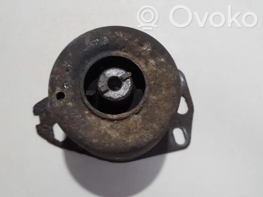 Lancia Lybra Engine mount bracket 