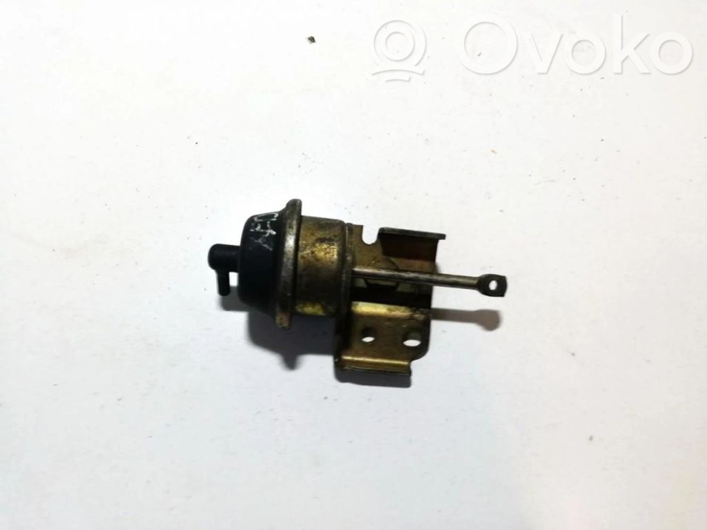 Valve vacuum