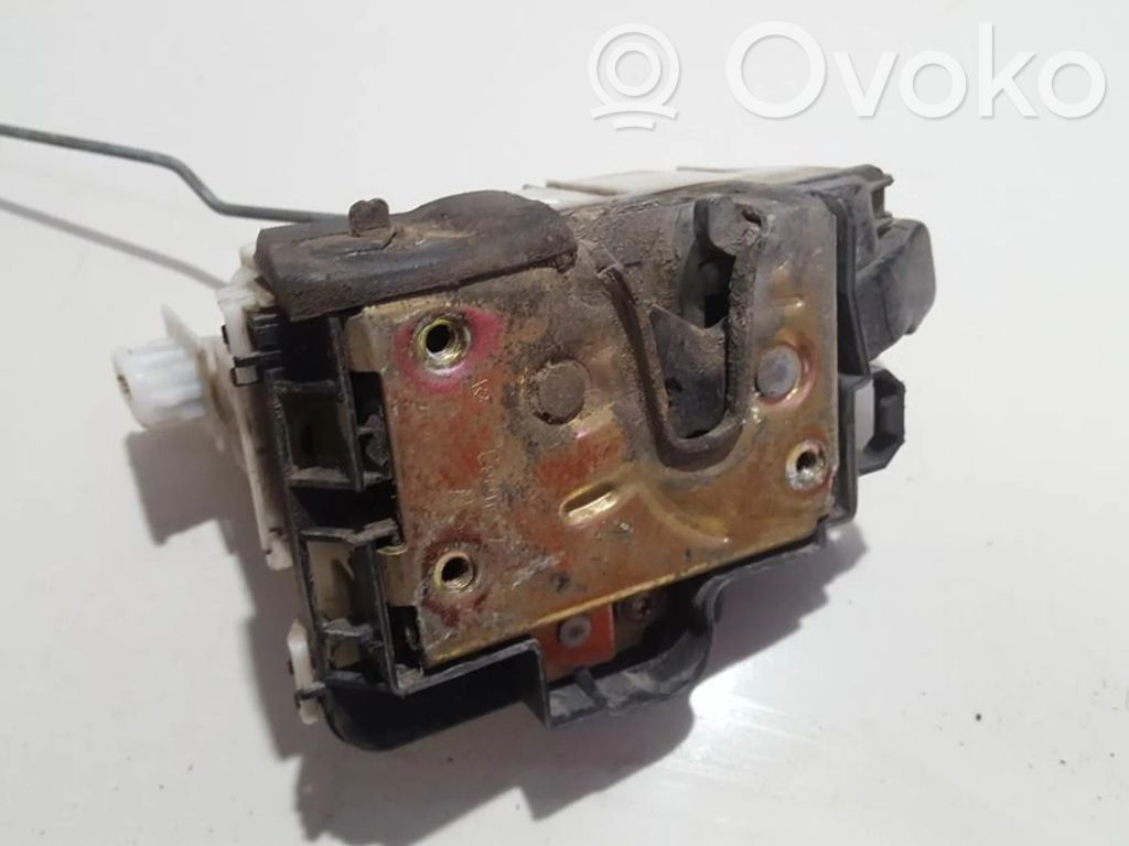 Volkswagen Golf III Serratura portiera posteriore