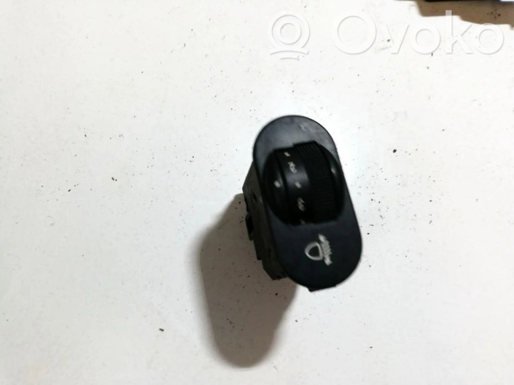 Ford Mondeo Mk III Comutator control nivel faruri