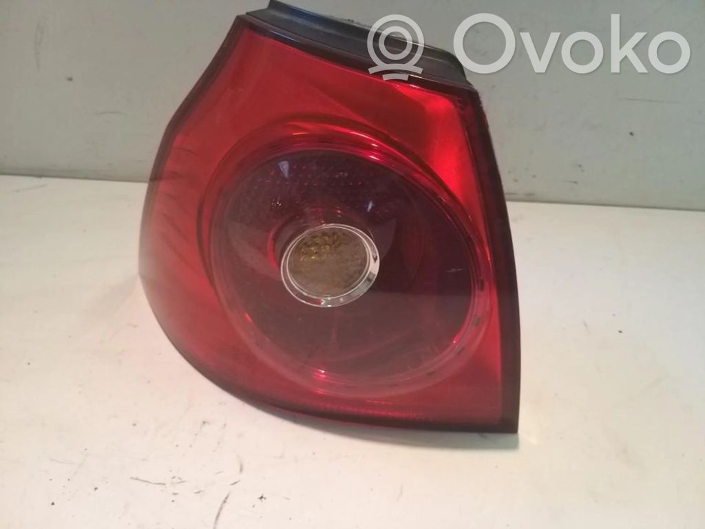 Volkswagen Golf V Luci posteriori