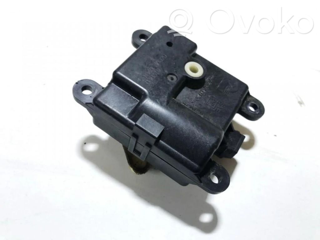 Nissan Primera Silniczek nagrzewnicy 